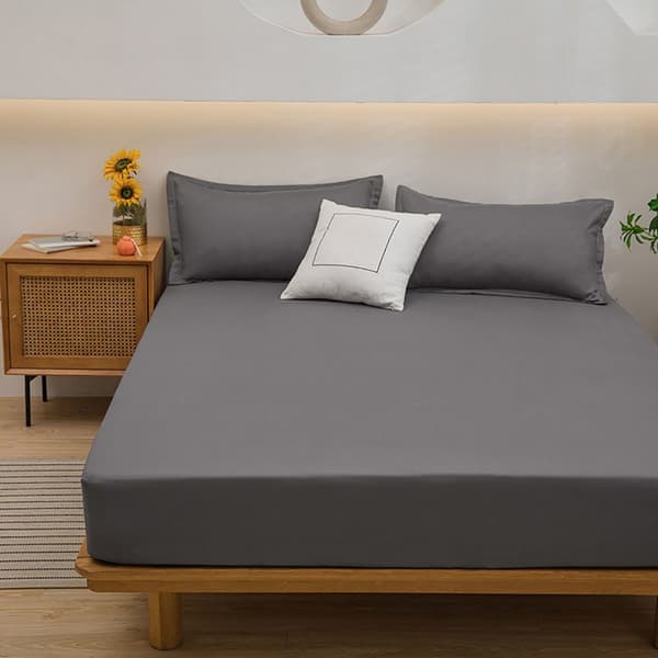 Fitted sheet. Comfortable and skin-friendly single bed cap
