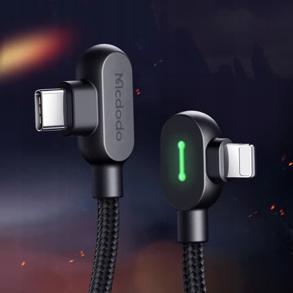 MCDODO 90° bøyningsvinkel datakabel, USB-C vendbart Lightning-grensesnitt, iPhone 13/14 LED, 1 meter