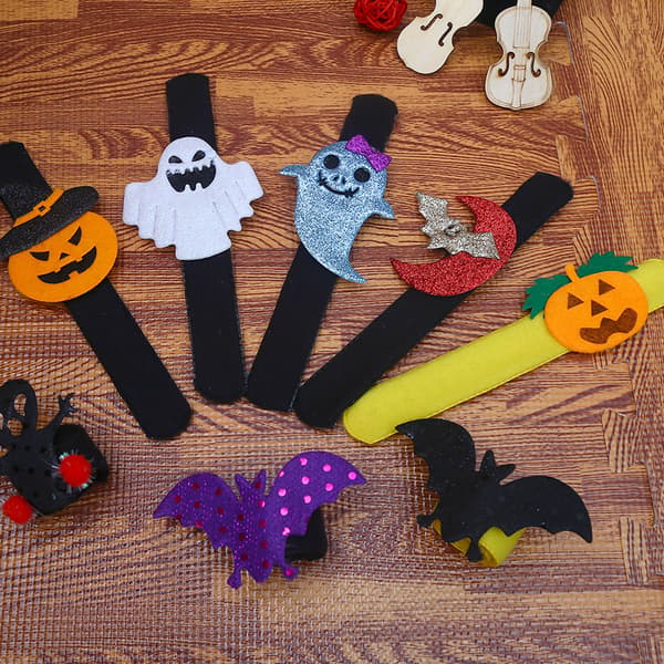8 stk Halloween armbånd pat ring børnefest su