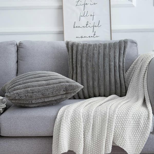 Grå kuddfodral Dekorativa randiga prydnadskuddar Mjuk fluffig fuskpäls kudde för vardagsrum soffa sovrum, 2-pack