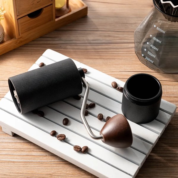 manuell kaffekvarn handkaffekvarn med justerbar grovhet, Lätt och lätt att bära, Lugn färgstruktur, Häll över