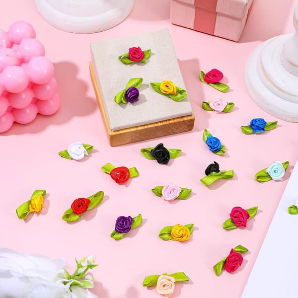 200 stk. miniblomster til håndarbeid, 15 mm stoffbryllup