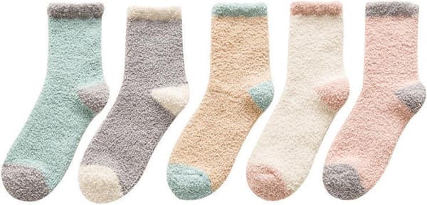 Mjuka varma vintertofflor för kvinnor, 5 par, fluffiga supermjuka sovsockor