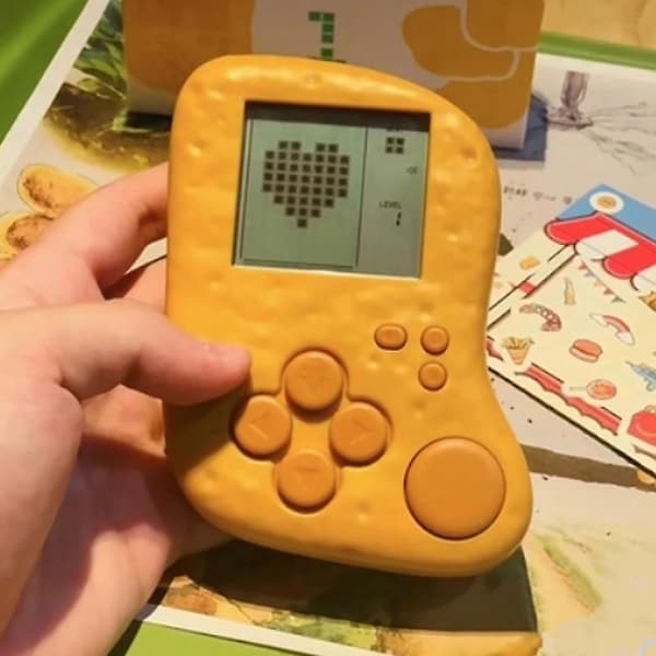 Mcdonald's Mcnuggets Spel Perifera Leksaker Tetris Handhållen Spelmaskin Figurer