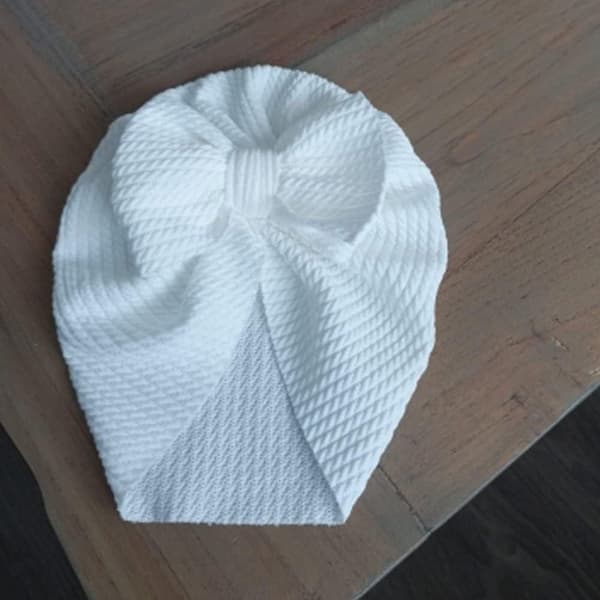 Nyfødt babylue, 2 stk, myke, elastiske turbanluer, Weiß+hellrosa Einheitsgröße
