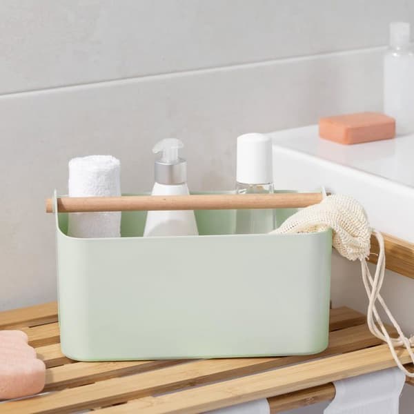 Set med 8 läckagesäkra reseflaskor i silikon (tvådelat set), vätskedispenser (90 ml)