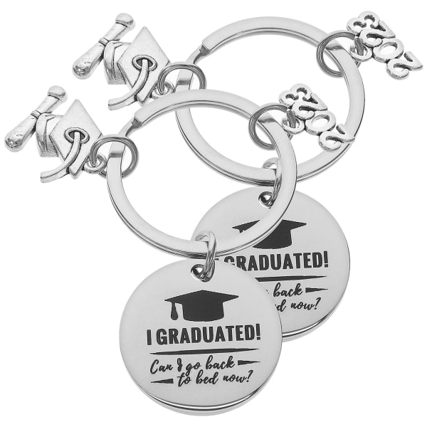 2 st Graduation Nyckelringar i Rostfritt Stål Examen Nyckelringar Presentpåse Hängande Dekorationer Silver 6X3X1CM Silver 6X3X1CM