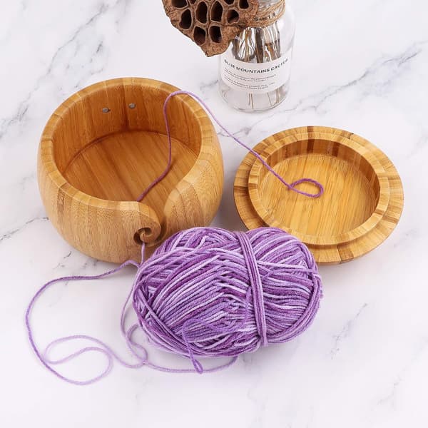 Bamboo Yarn Ball, 15 x 11 cm Hand-Knitted Yarn Holder with Removable