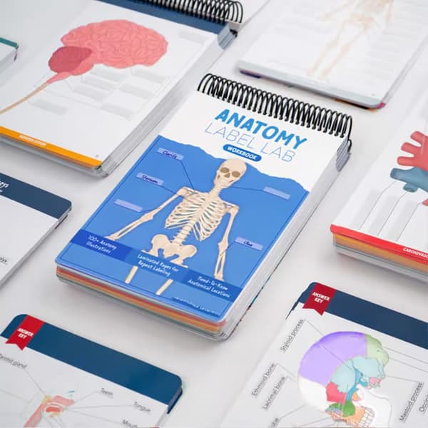 Arbejdsbog til anatomimærkning: 100+ sider fuldfarve anatomistudieguide med mærkede diagrammer og casestudier - Anatomistudieguide