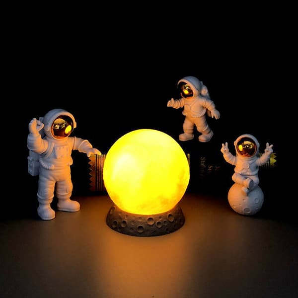 Astronaut Ornaments, Astronaut Birthday Decoration, Astronaut Statue