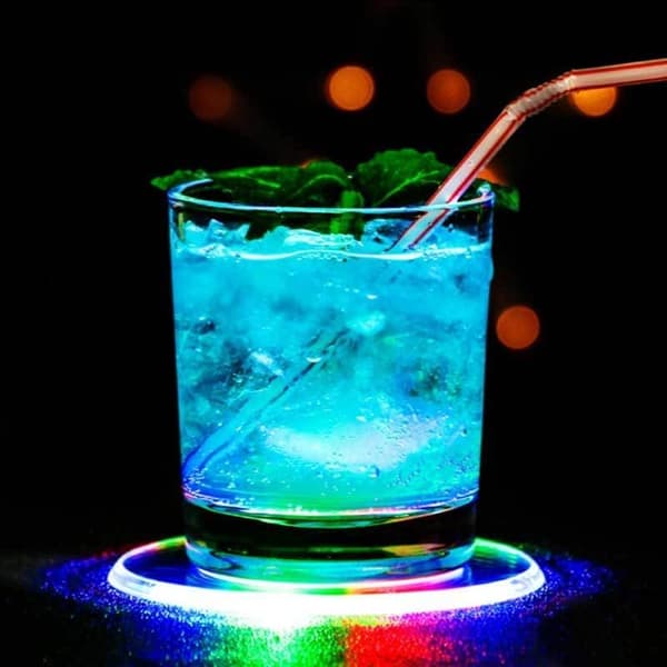 LED Coaster Set om 2, LED Coasters för Drycker, Flasklampor för Spritflaskor, Lysande Coasters, Blixt Coasters Blinkande Shots Ljus Perfekt