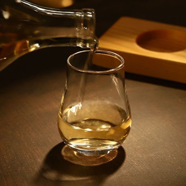 Aromaglas, klassiska whisky- och spritglas, tulpanglas, provningsset för bar, konjaksglas