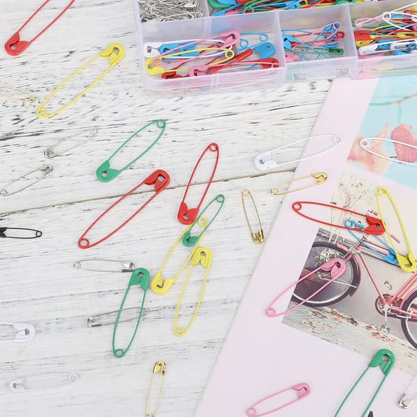 500 Pieces 7 Sizes Large and Small Safety Pins Assorted 19mm 22mm