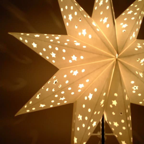 Stjärnbordslampa Star Tradingilta, 3D-paperitähti