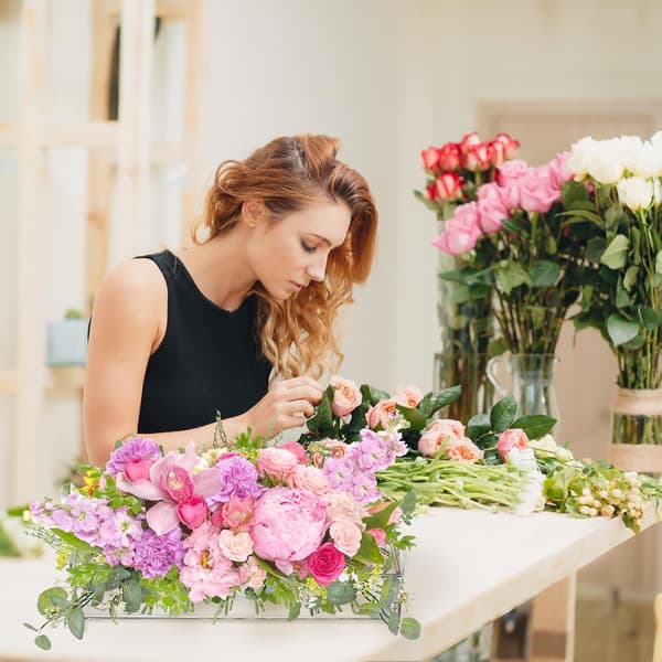 2-pack akrylblomvas rektangulär, 12 x 4 tum lång låg klar blomvas 12 hål blomsterarrangemang