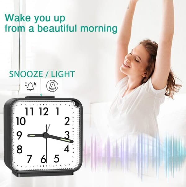Silent Alarm Clock Analog Non-Ticking Wall Clock with Luminous Hands, Snooze and Light, Ascending Beep, Large Display, Easy to Read and Use