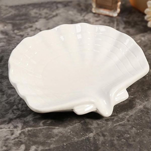 Ceramic Soap Dish - Shell-shaped Self-Draining Soap Tray - Soap Dish - Soap Box - Soap Holder - 1 Pc White