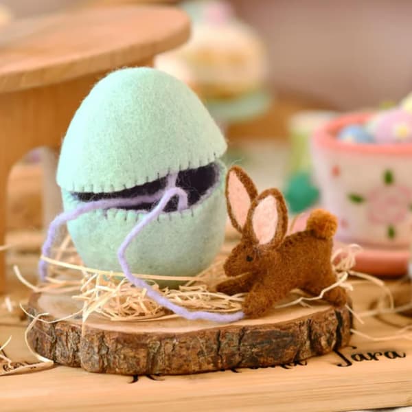 Wool Felt Surprise Egg, Cute Easter Eggs with Hidden Dog/Rabbit/Pig/Deer/Duck/Chick/Sheep Doll, Felt Easter Decoration (Rabbit)