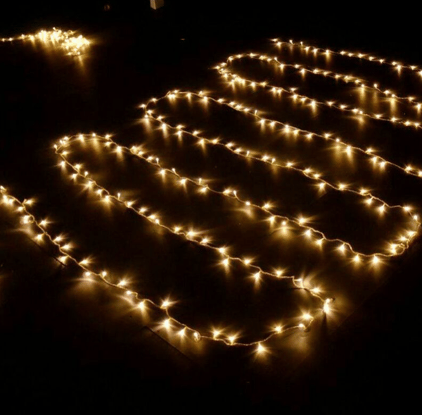 3,5*0,5 meter 96 lamper 24 hengende varmhvit, LED-lyslenke