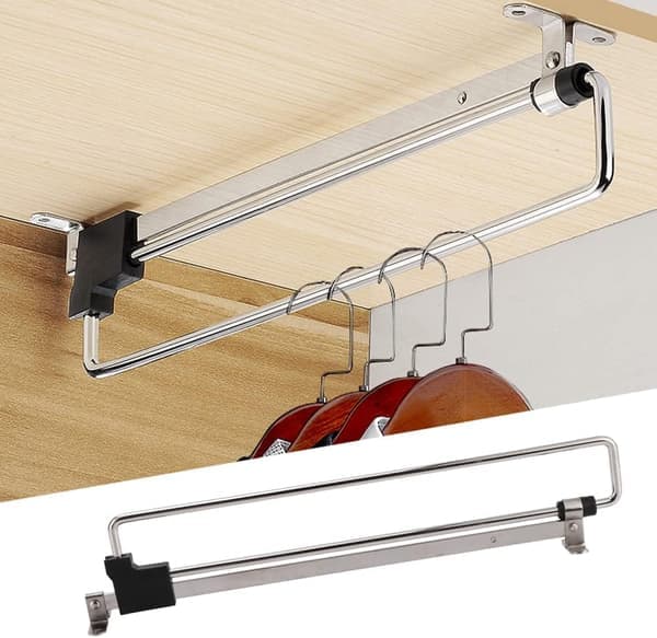 Uttrekkbar klesstang klesoppbevaring; kan forlenges opptil 30 cm.