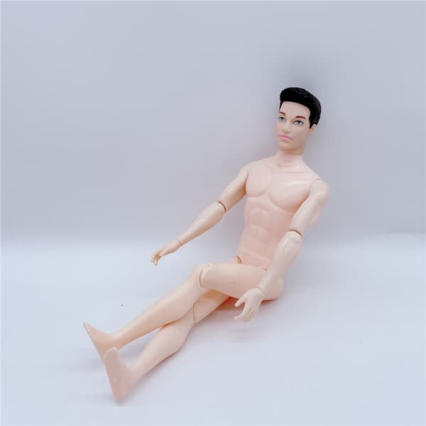 Gravid Barbie-dukke: Gravide kvinner har store mager, gi