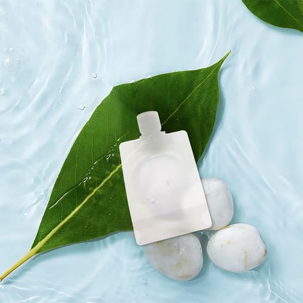 12 stk. påfyllbare oppbevaringsposer for lotion og sjampo med tut