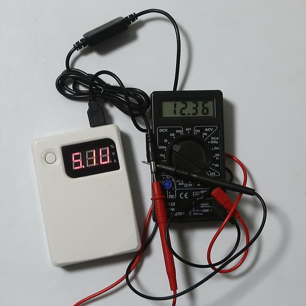 For DC 5V til For DC 12V USB Spenningsomformer Kabelledning