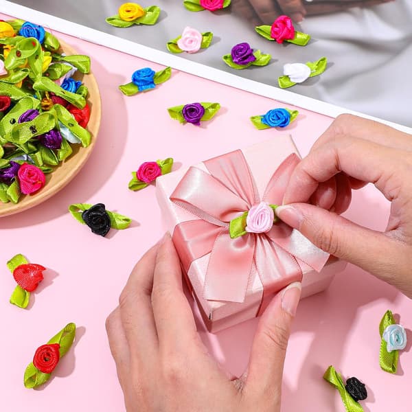 200 stk. miniblomster til håndarbeid, 15 mm stoffbryllup