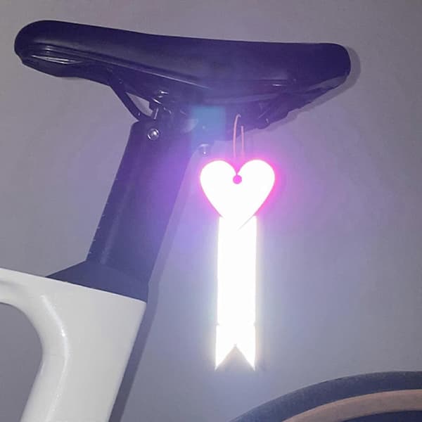 Nattesikkerhedsreflektor Børn Sikkerhedsreflekterende Udstyr Modevedhæng Cykler Reflekterende Tilbehør Sølv Sølv Silver