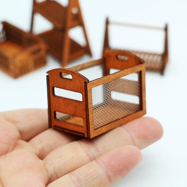 2 st Dockhuskorgar Dekorationer Miniatyrkorgar i Trä Layoutrekvisita Miniatyrnätkorg 3,2x4,5x2 3.2x4.5x2.7cm