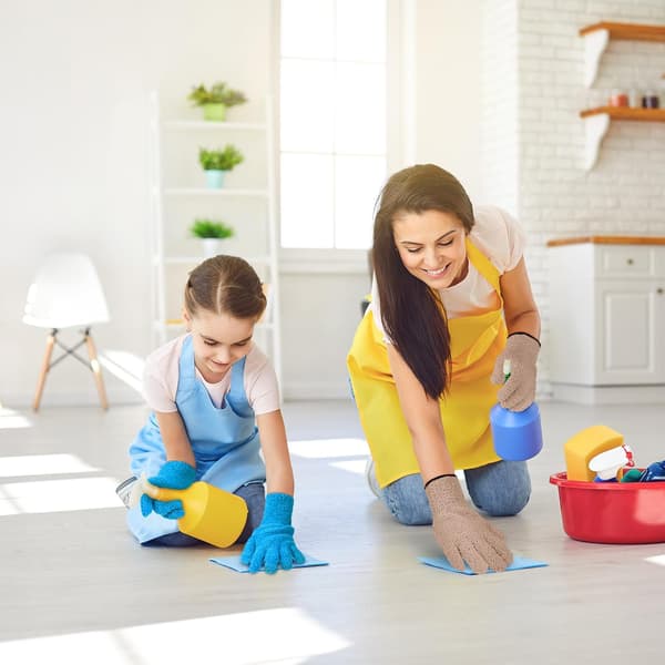 Ultra Soft Microfiber Cleaning Mitts, 6-Pack Washable Dusting Gloves for Multi-Surfaces, Ideal for Detailing, Household Chores, and Gentle Leaf