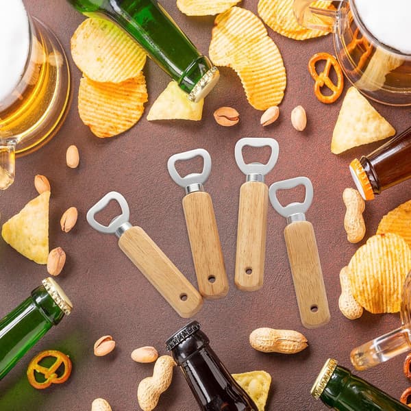 Graverbara Träflasköppnare, 4-pack Manuella Ölflasköppnare för Drycker, Cider, Bar, Hem