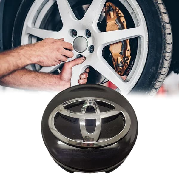 4 stk. til Toyota navkapsler - sort og sølv etiket (62mm)