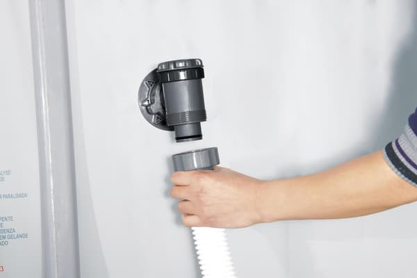 Slange D 38 L 3,0 m + gjengede koblinger Hvit