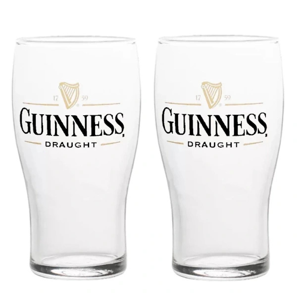 2 Guinness-tuoppilasia
