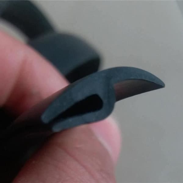 CS 1,7M Universell Bil Auto Frontrute Tetningslist Trim Svart Gummilist - CSBDH824A7951