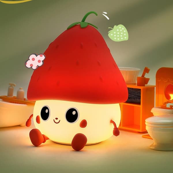 This strawberry-shaped night light is a cute fruit-shaped night light, perfect for children's rooms. It has two adjustable brightness levels.
