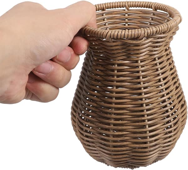 Lille Rattan Vase til Blomster 5.7\"
