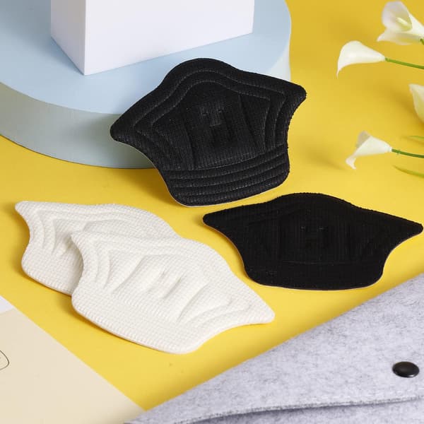 2 par hælputer, selvklebende hælputer hælputer hælputer sklisikre hælputer for å forhindre gnagsår og blemmer (beige, svart)