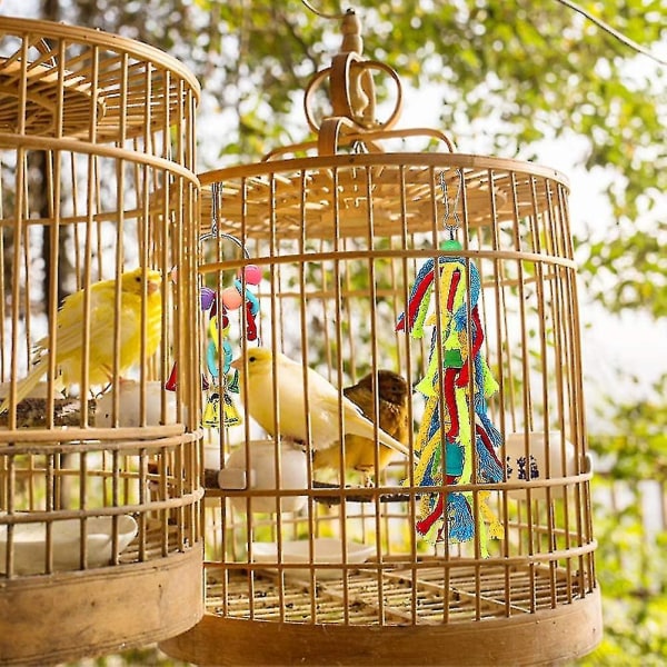 Små fuglesvingeleker, 6 stk papegøyer som tygger naturlig tre og tau strikk fugleleke