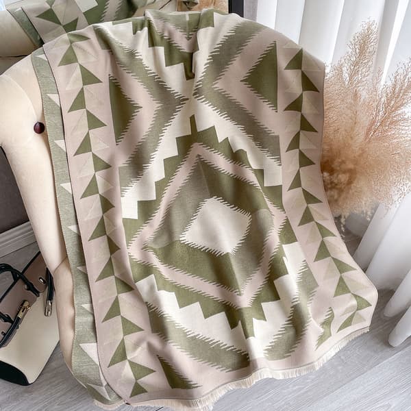 Scarf retro green versatile warm shawl advanced color matching scarf