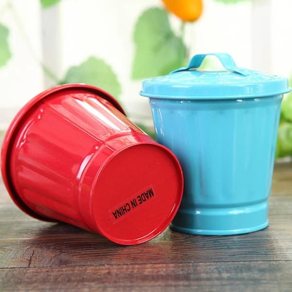Desktop Waste Bin with Lid, Bucket Shape, Leak-Proof, Large Opening, Trash Can BY White One Size