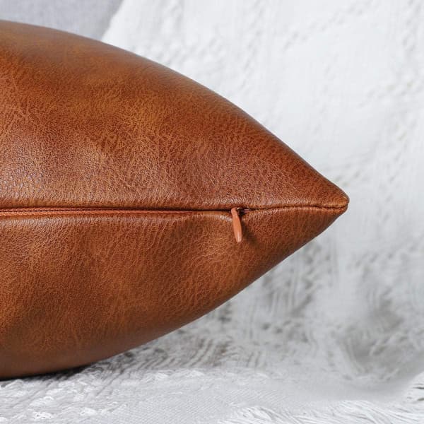Set med 2 (45*45cm) kuddfodral i lyxigt konstläder