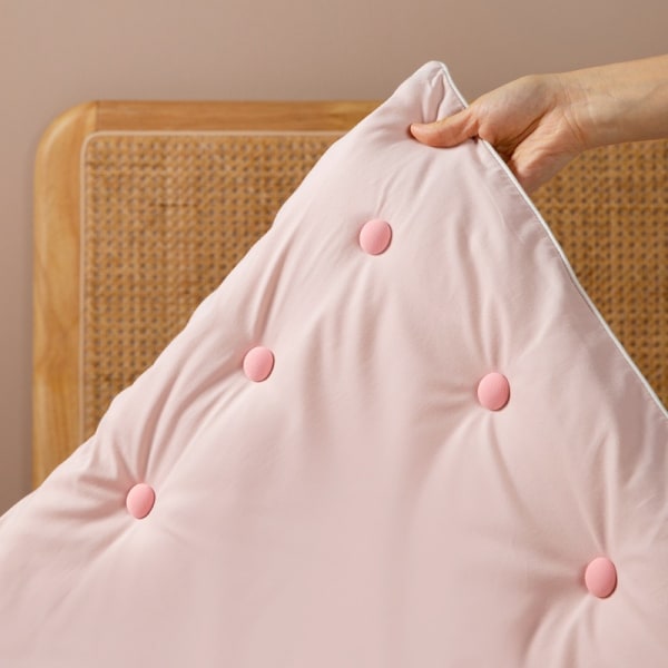 16 pakkaus pyöreän cover kiinnitysklipsit, sienikuvio ja napit, makuuhuoneen cover (vaaleanpunainen)