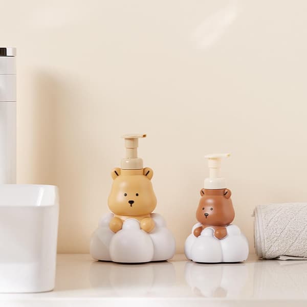 Refillable Foaming Hand Soap and Shampoo Dispenser with Cartoon Bear Design, 250ml