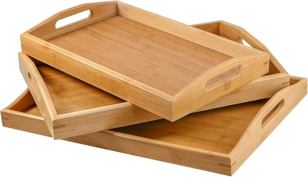 3-pack bambu serveringsbrickor, 3 storlekar rektangulära träbrickor med handtag för frukost, te, kaffe