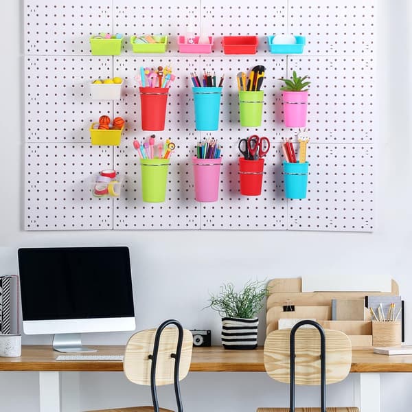 64 deler Pegboard-beholdere og kopper (fargerike) Colorful