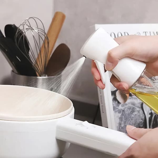 1. öljysuihkepullo ruoanlaittoon, suurikokoinen öljysuihkepullo, musta 300ML