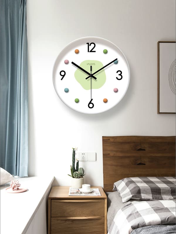 12-inch Silent Clock and Large Wall Clock, Clock Wall Decoration for Study and Dining Room