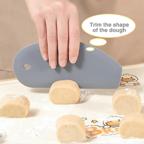 Dough Scraper Cutter Confectionery Scraper Food-Grade Silicone Dough Cutter Flexible Bowl Scraper, Non-Slip Kitchen Baking